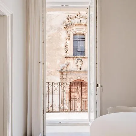 Casa Ruiz Suites Noto Exterior foto